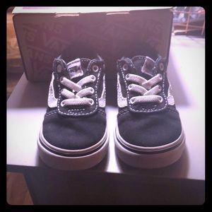 Toddler black and white vans